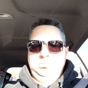 Meet your Posher, Christopher